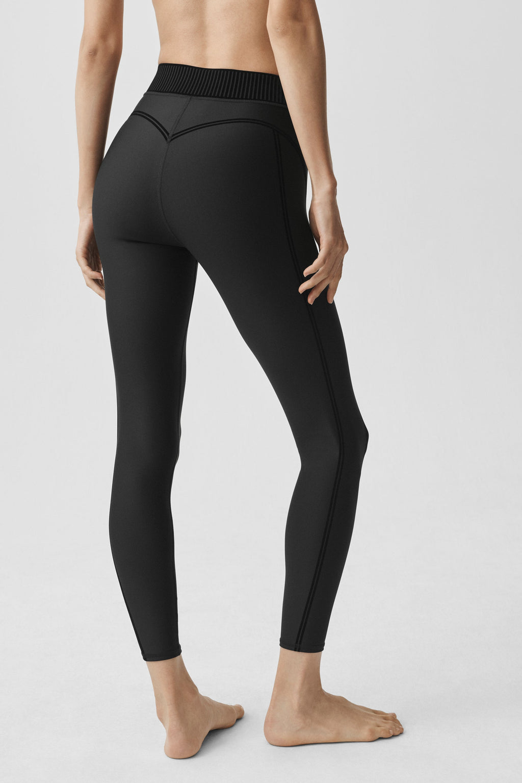 Airlift High-Waist 7/8 Line Up Legging - Black